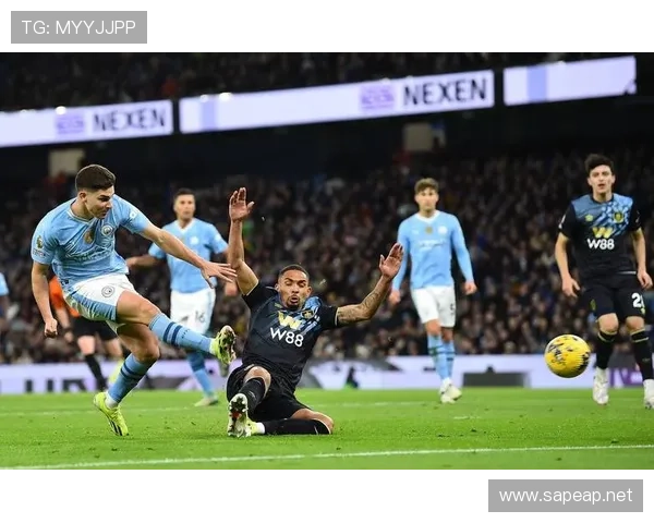 曼城体能压力增加，对赛季走势形成制约