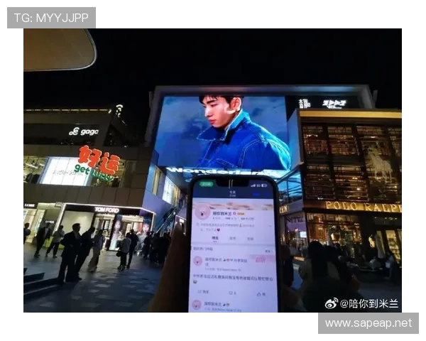 林孝埈这日常比场上走位还精准，照顾家人的细节让人心软了瞬间