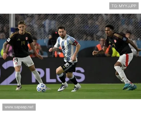 阿尔瓦雷斯与劳塔罗：阿根廷主力中锋之争