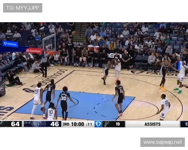 杰·伦·杰克逊二世挡拆护筐拉开空间比上季防守更稳