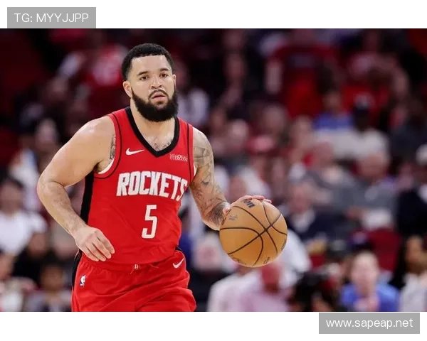 范弗利特突破组织双线发力助猛龙提升关键时刻得分效率